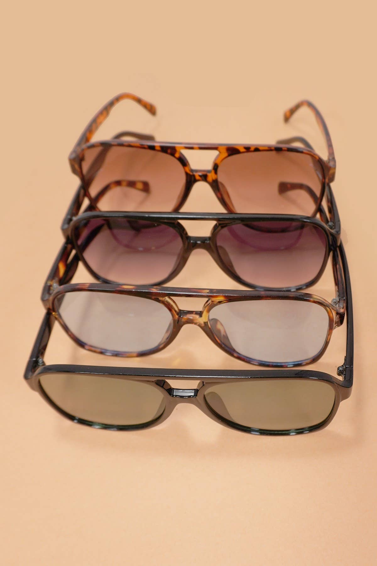 Kelly Shades