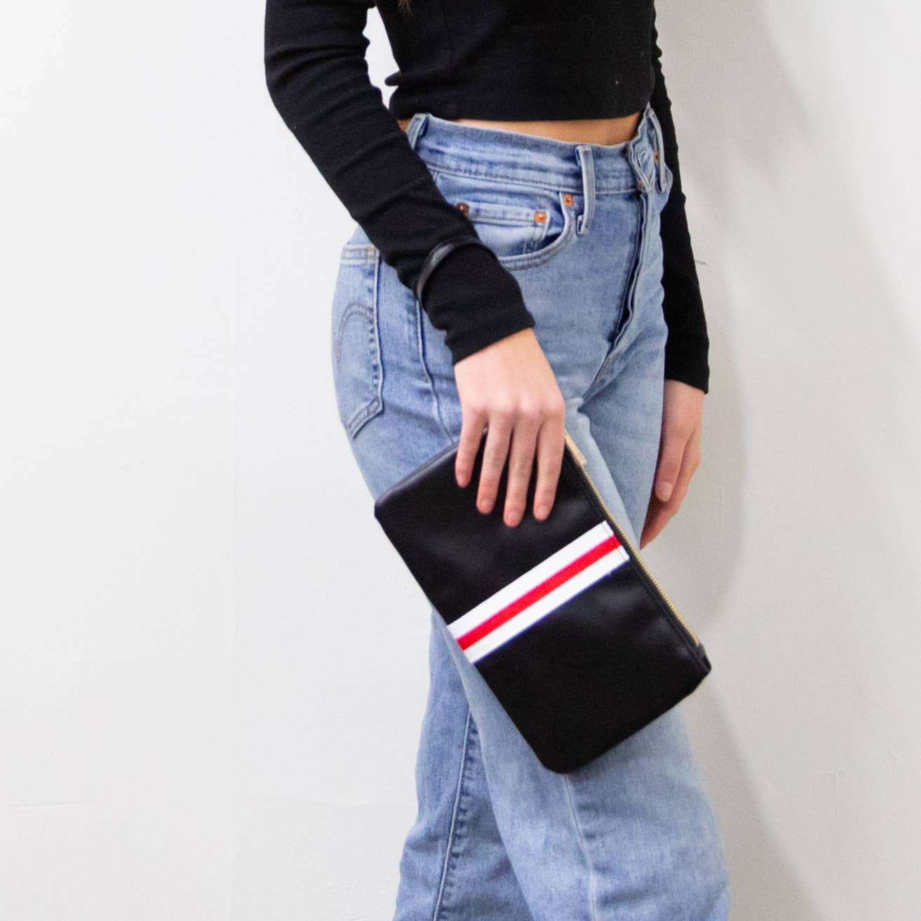 Preppy Stripe Zipper Clutch - Black/White
