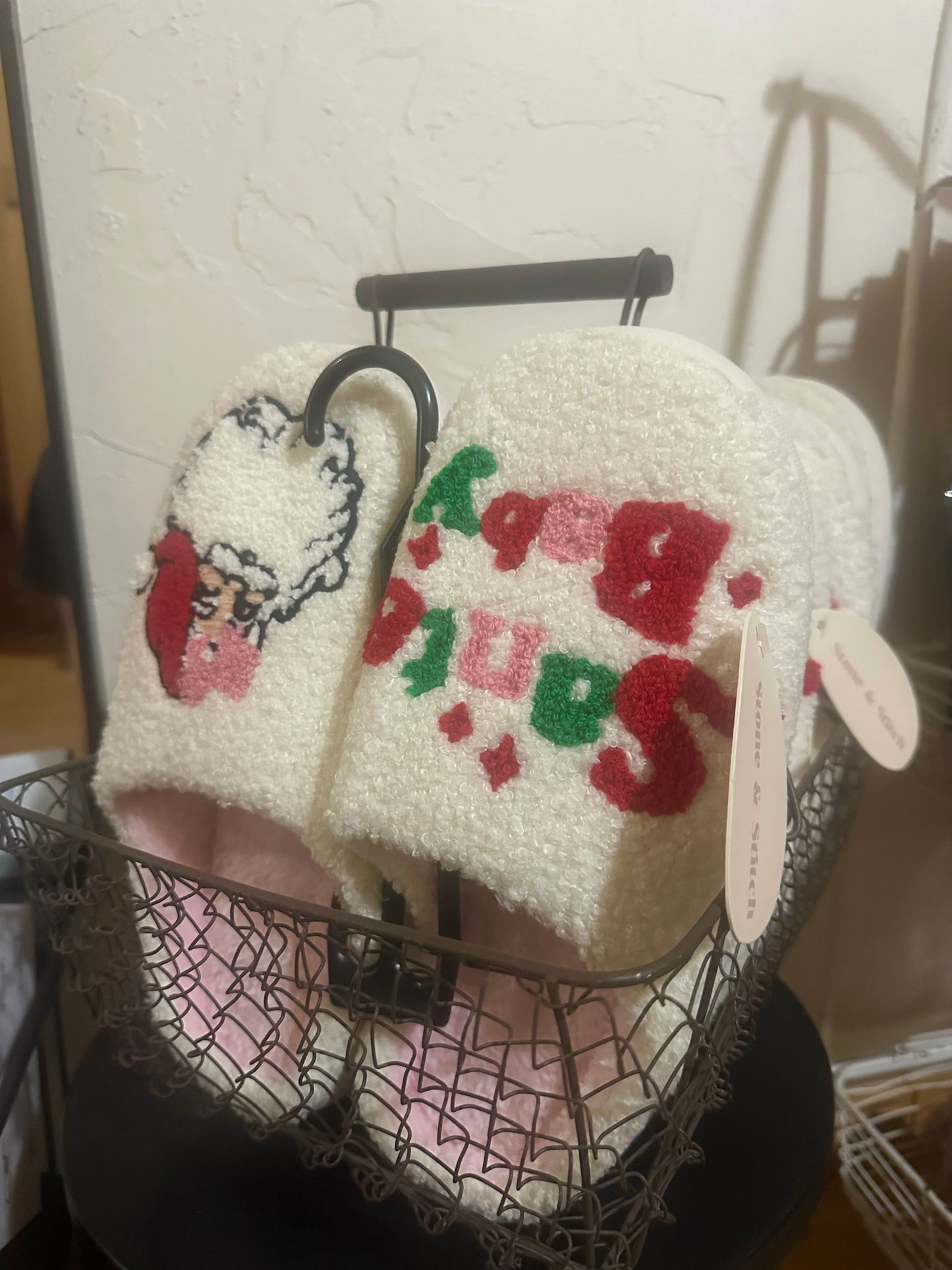 DOORBUSTER $10 Santa Slippers