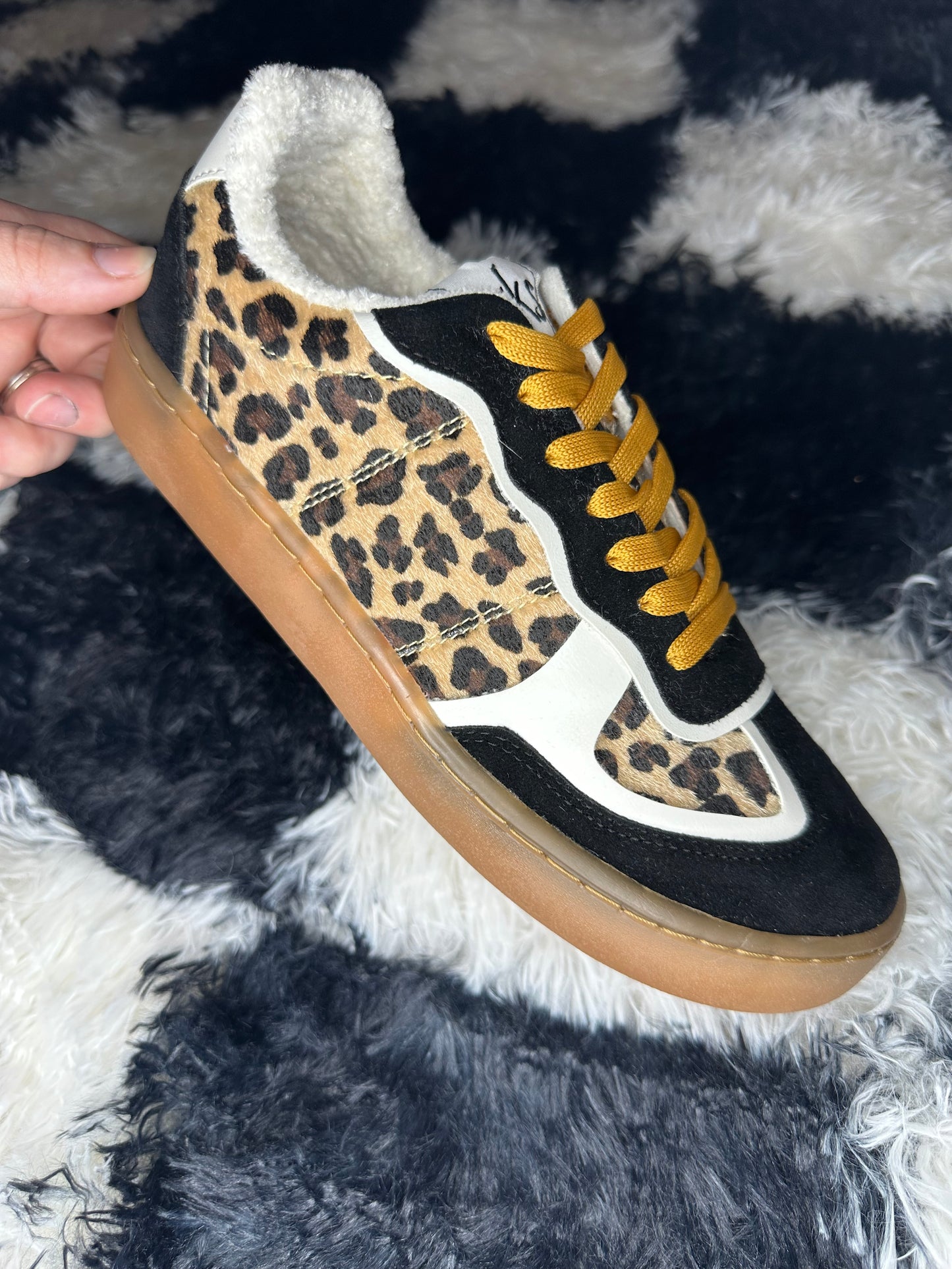 JESSIE 4 Sneakers