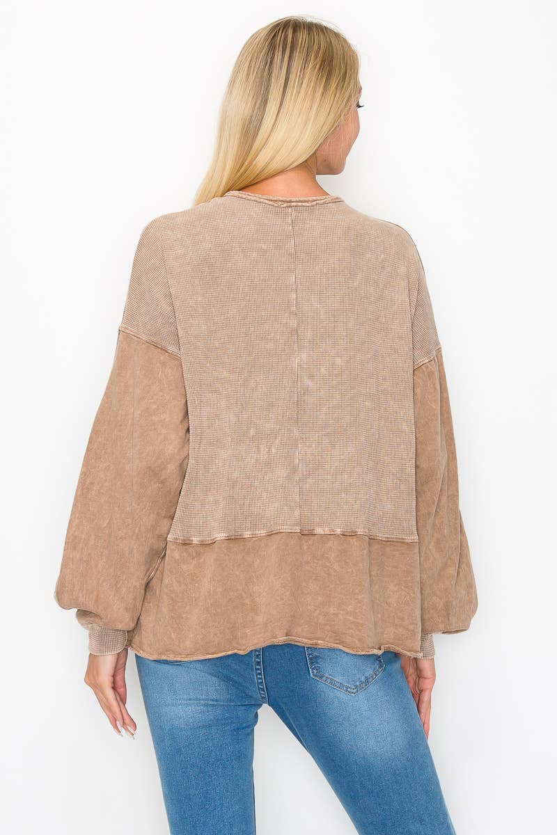 Julianne Top