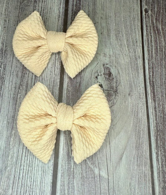 Pale Peach Clip Bow Set