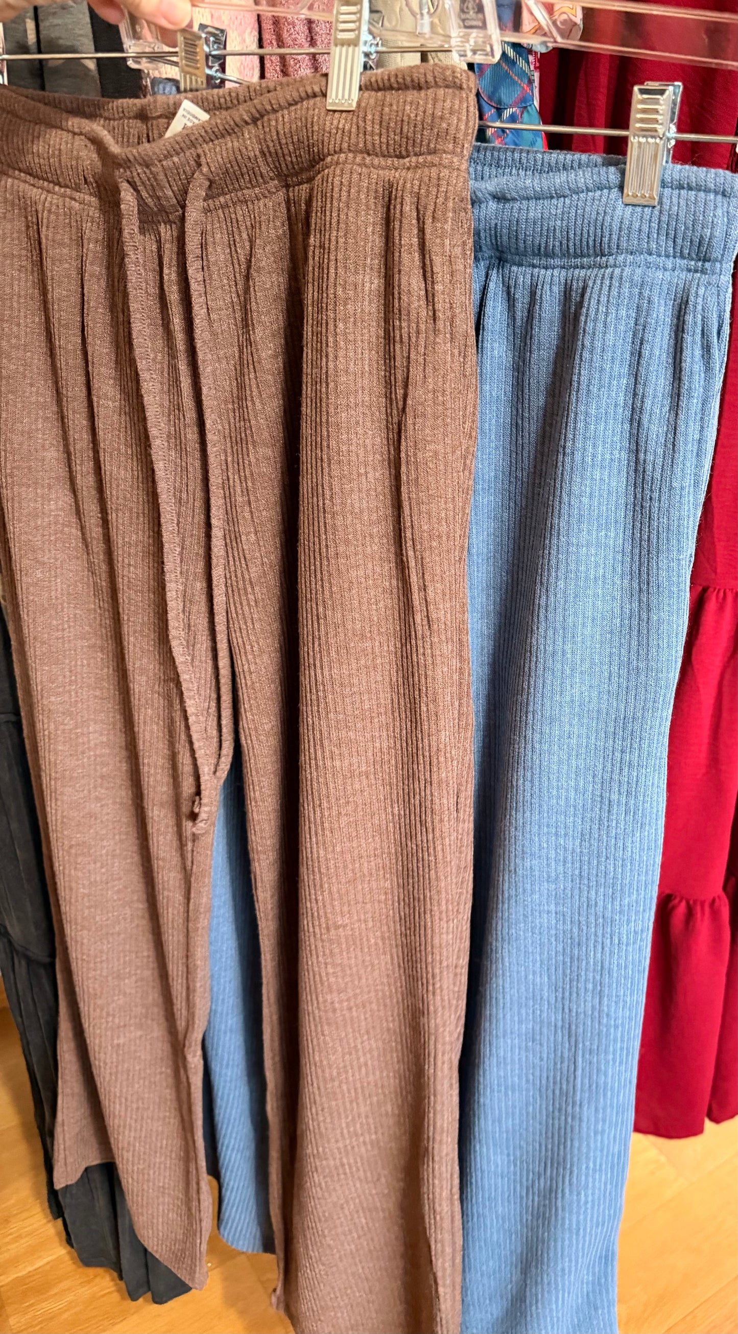 Ribbed Drawstring Pant