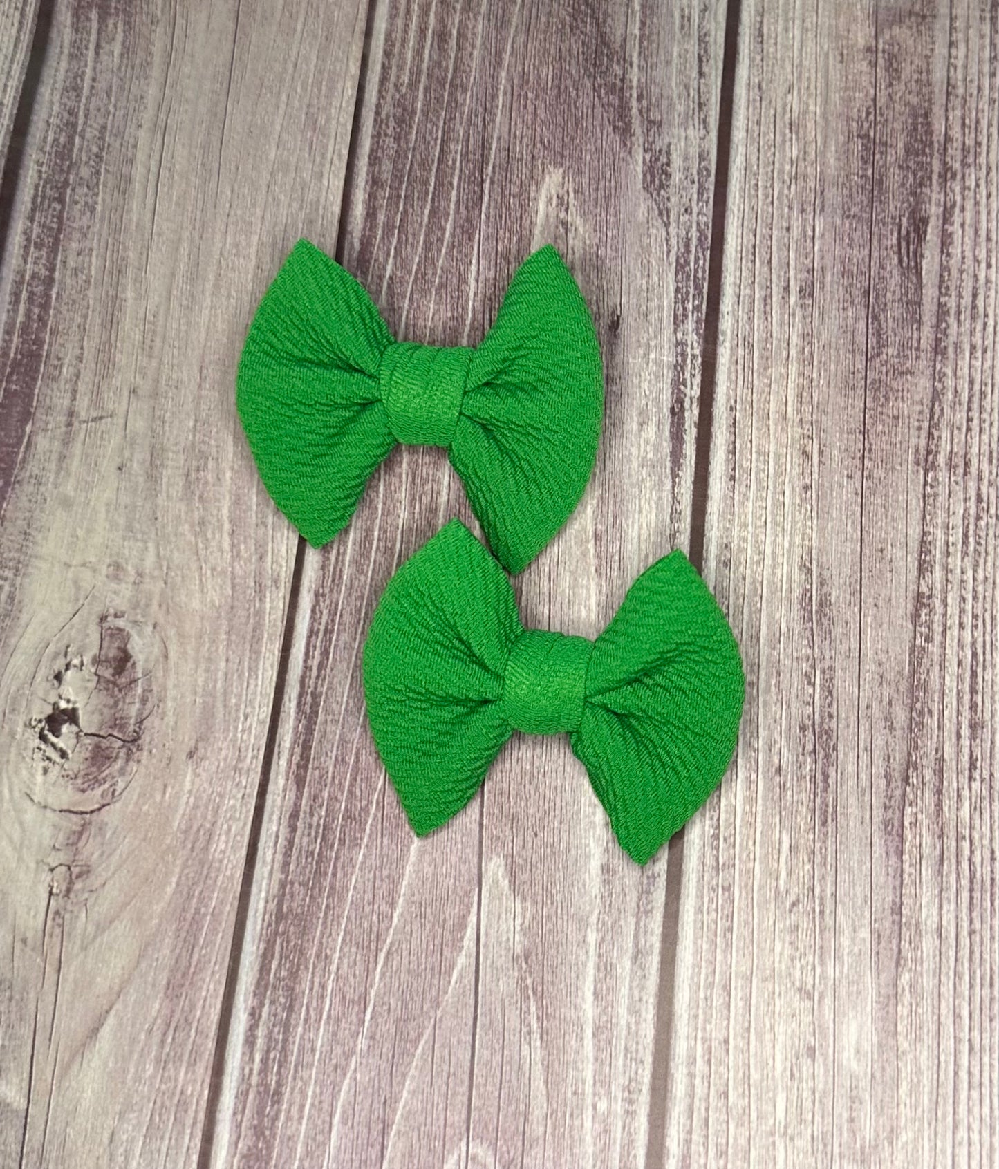 Irish Green Clip Bow Set