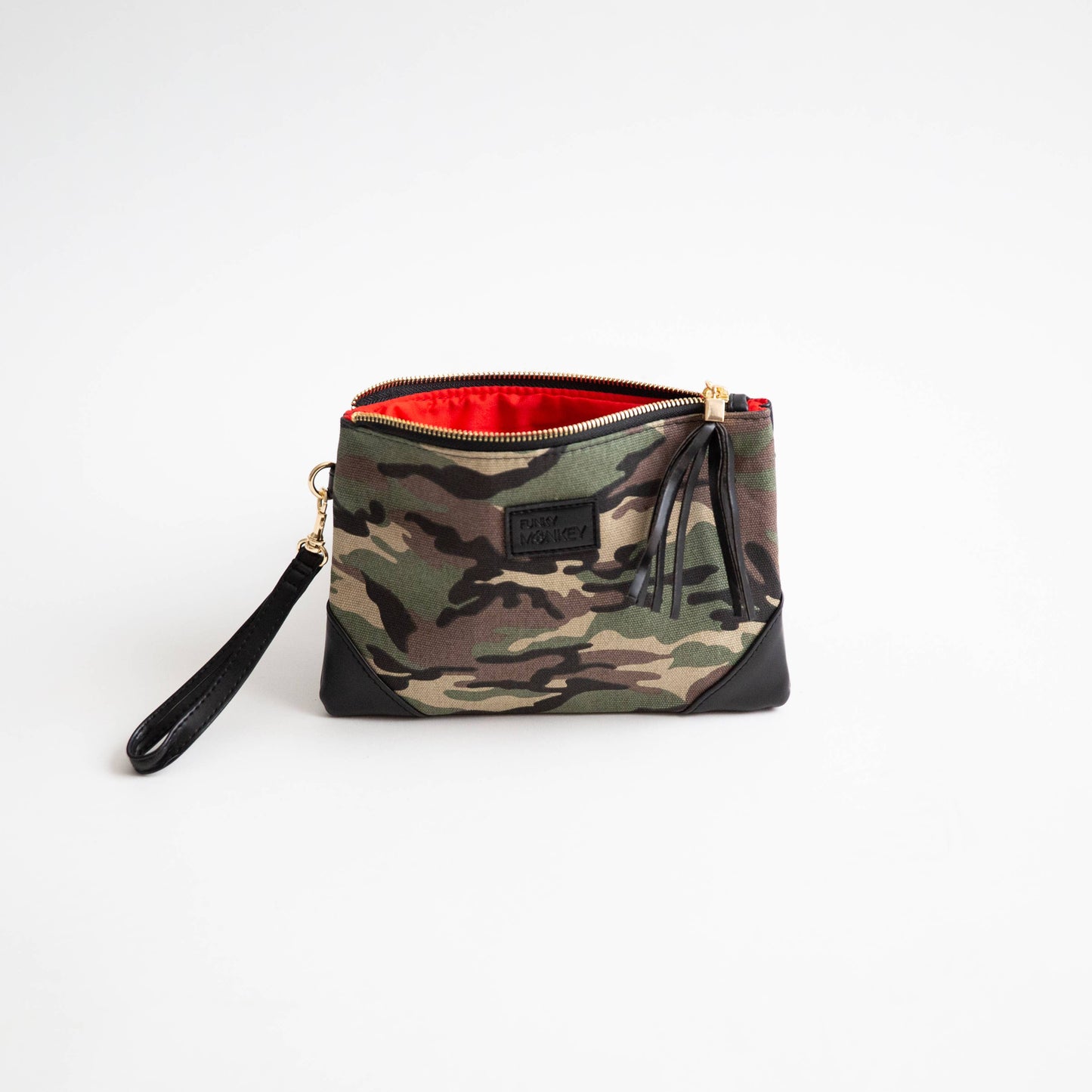 Corner Detail Wristlet- Camouflage Print